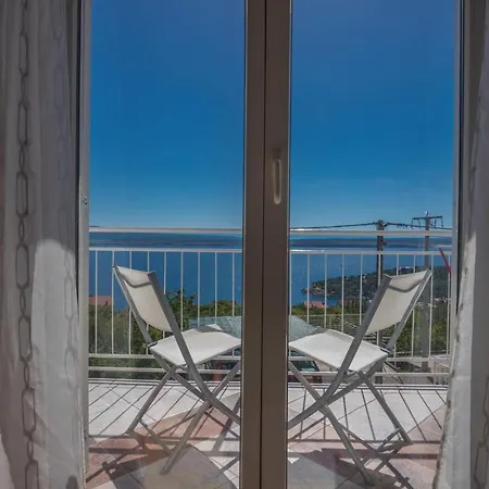 Apartamento In Dramalj 41384 Klanfari